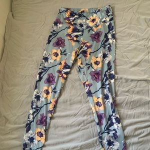 Floral yoga pants